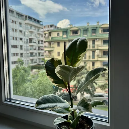 The Home Away From Home Skopje Esterno foto